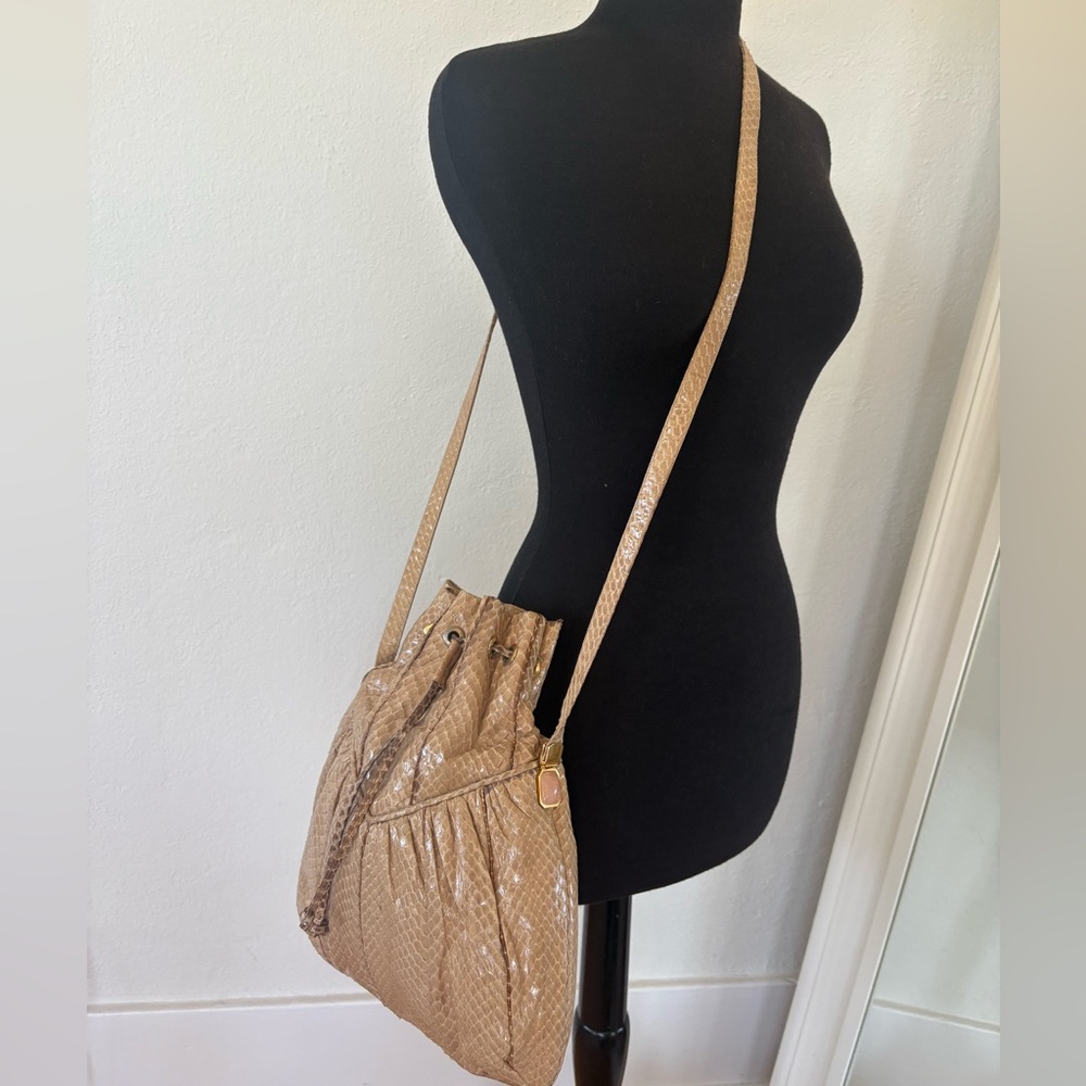 Vintage Judith Leiber Snakeskin Jewel Convertible Clutch/Bucket Bag – Rare 1980s
